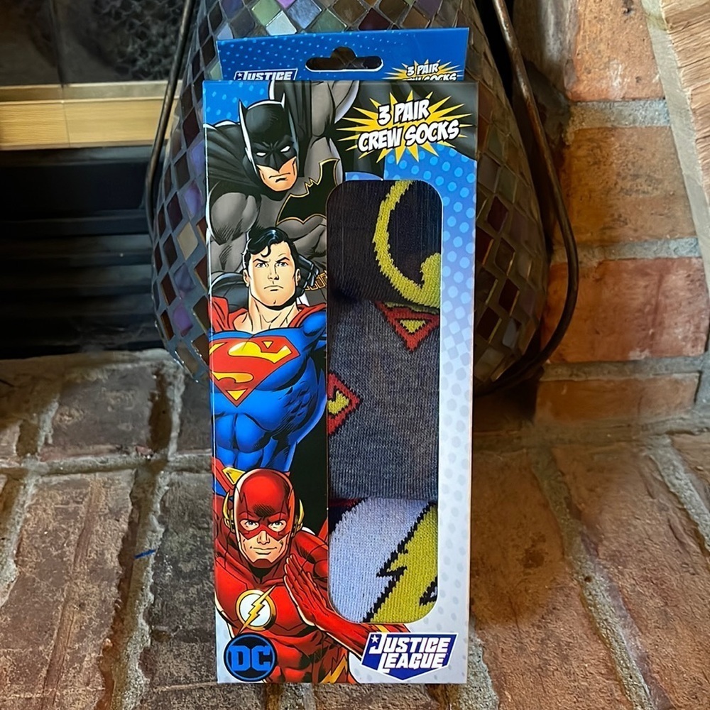 NIB DC Justice League Superman Flash Batman Men's Crew Socks